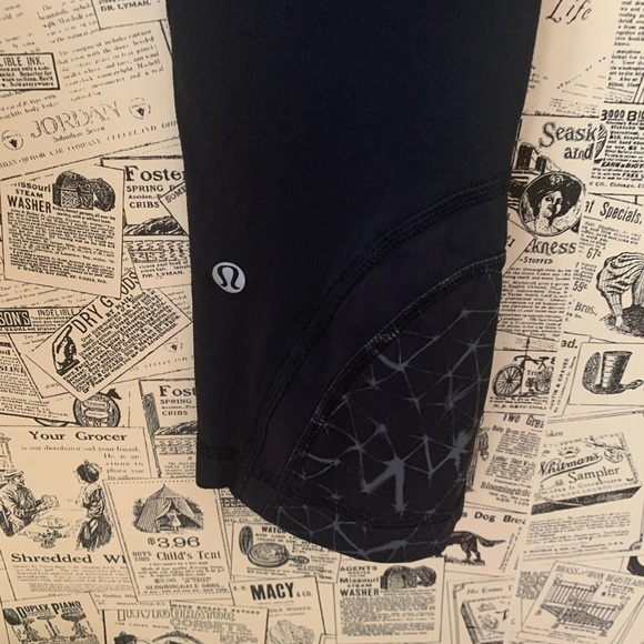 Lululemon run inspire crop mesh star crushed coal - Picture 10 of 10